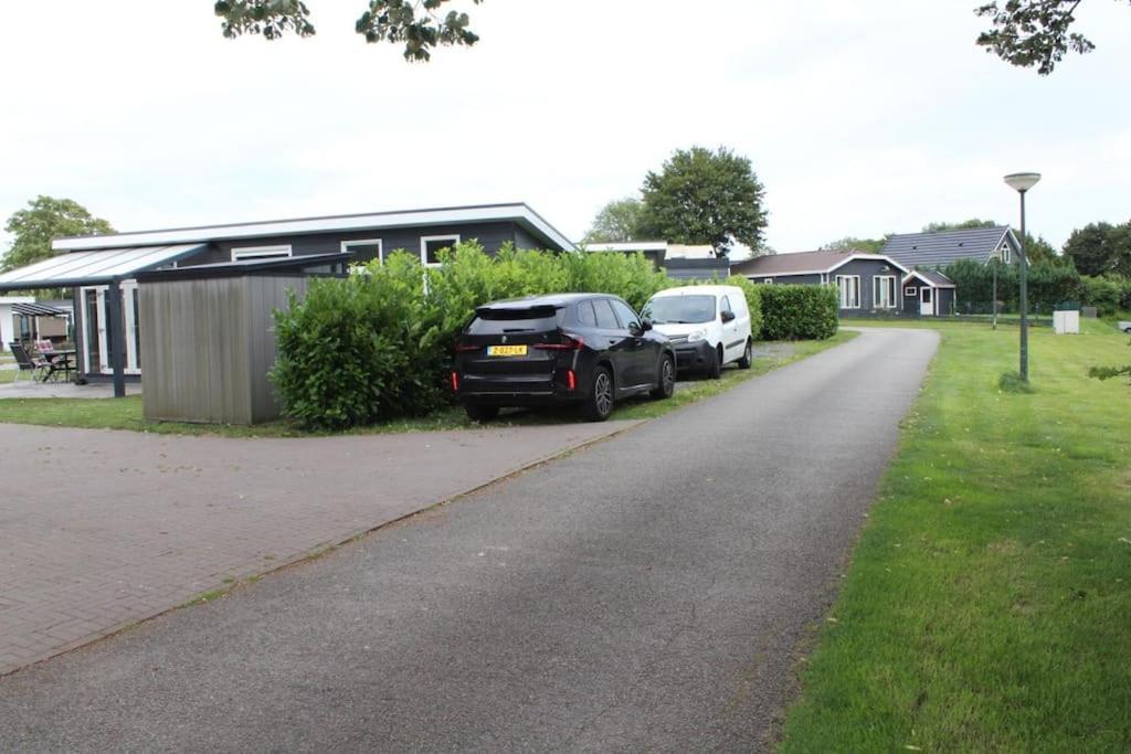 Vakantiehuis Met Vijverzicht Lathum Exterior foto
